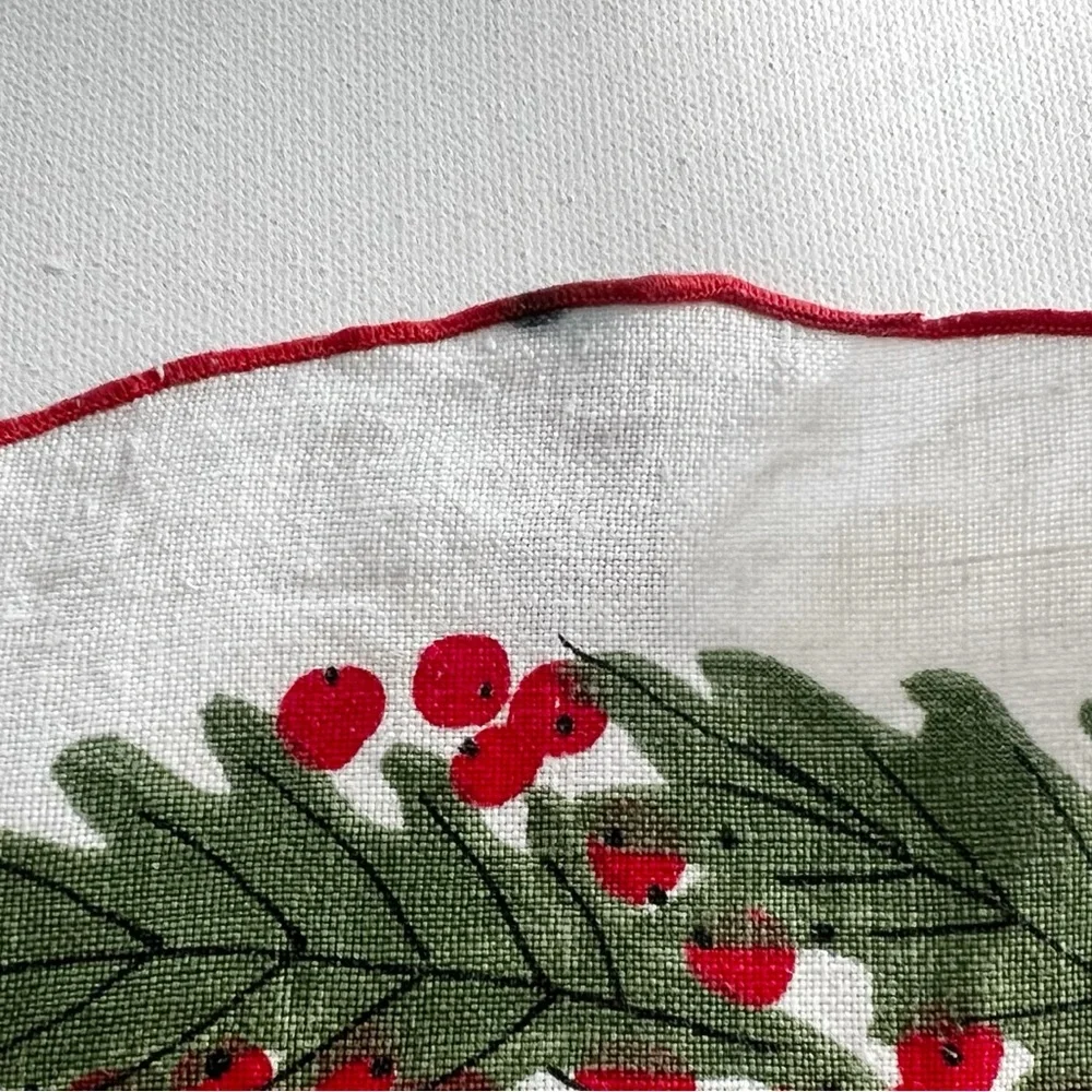 Vintage Vera Neumann Holly Wreath Christmas Linen Decor